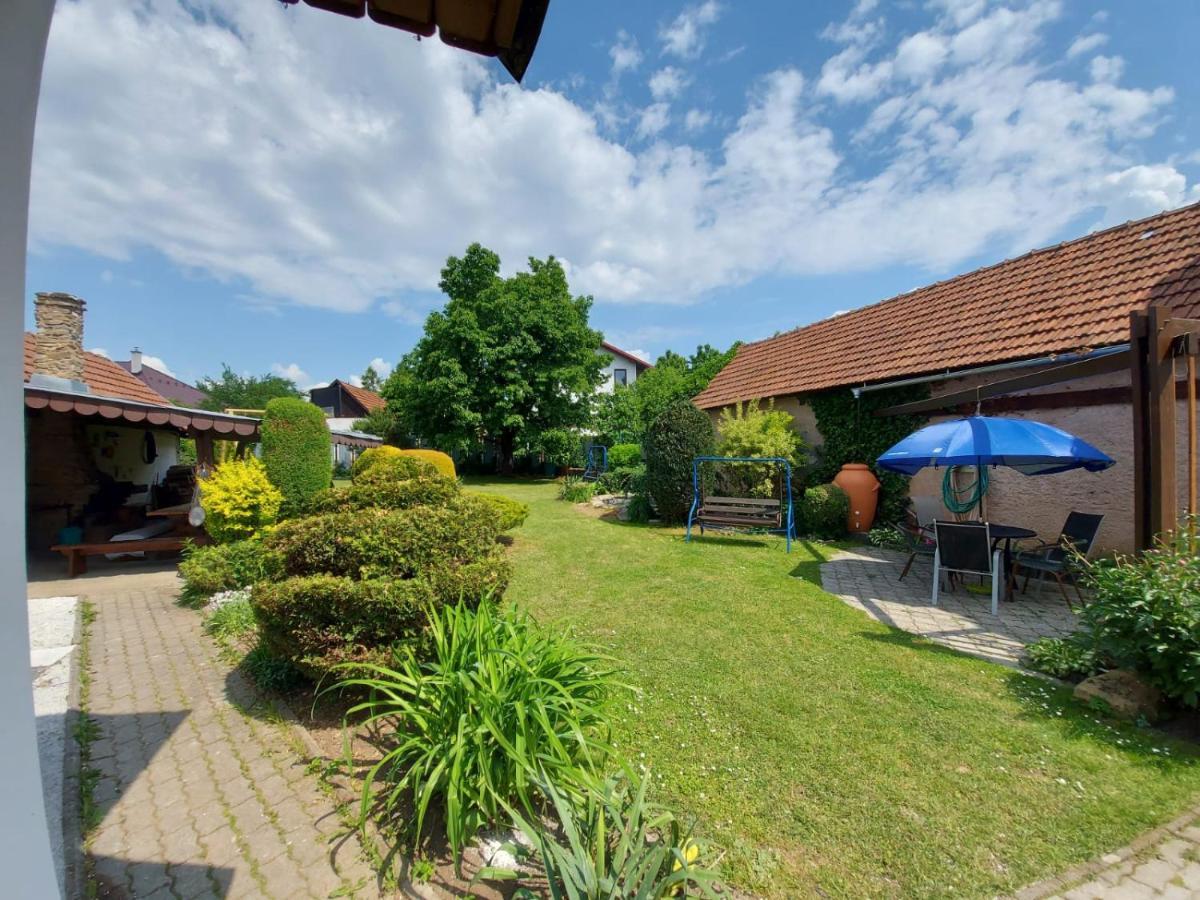 Penzion Spissky Dvor Smižany Exteriör bild