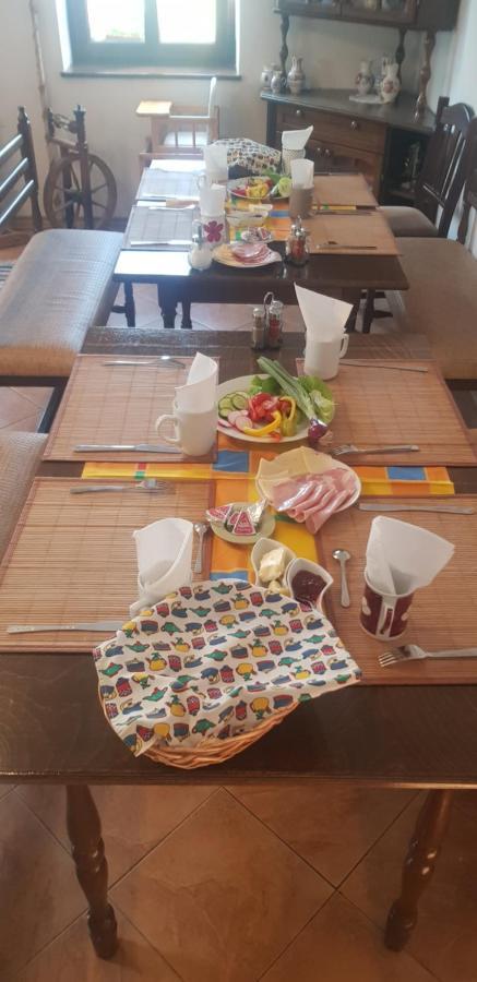 Penzion Spissky Dvor Smižany Exteriör bild